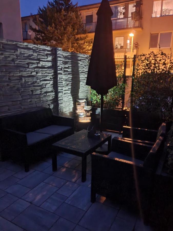 Apartament Milan&Eva Svätý Jur Zewnętrze zdjęcie