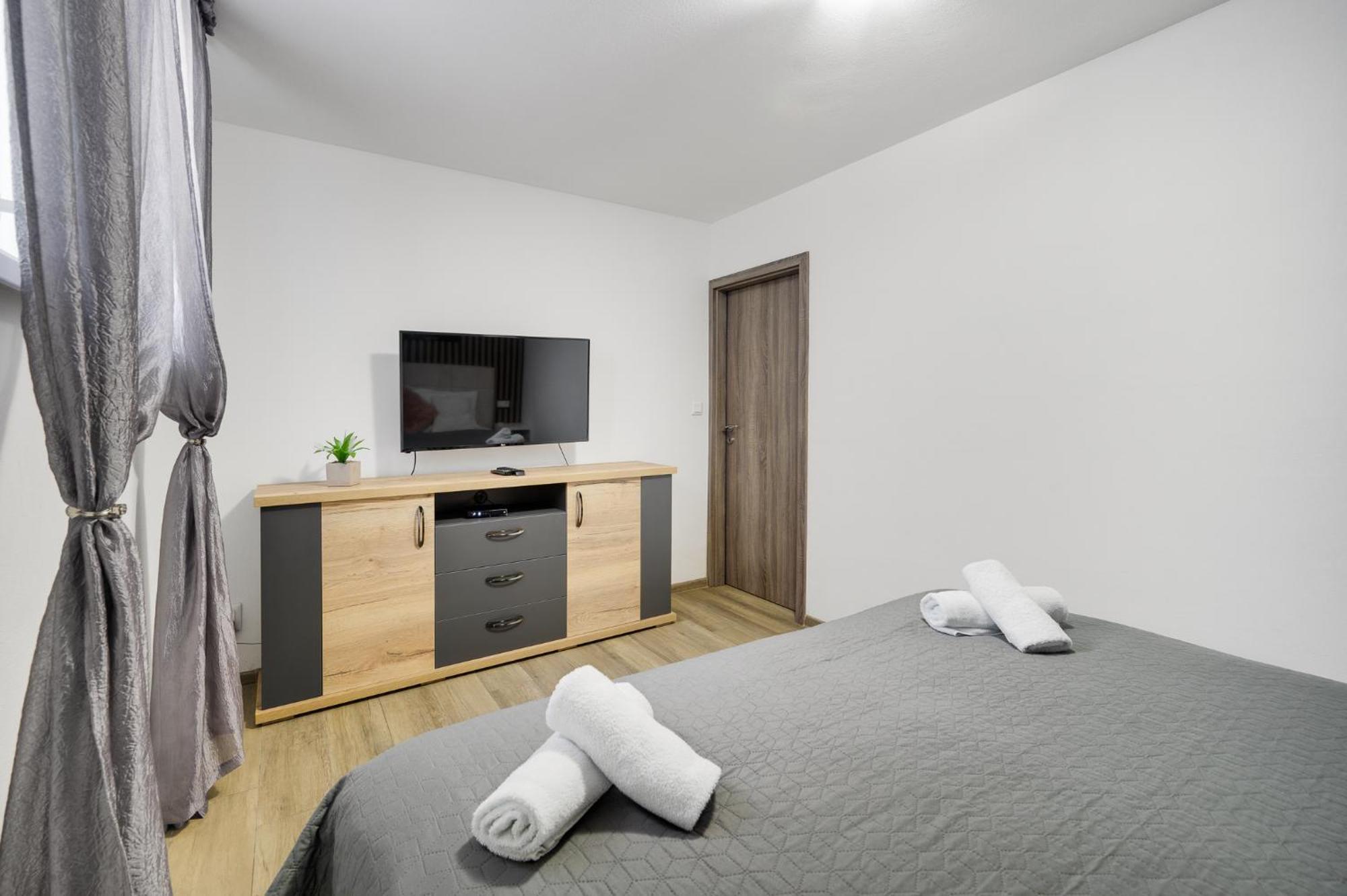 Apartament Milan&Eva Svätý Jur Zewnętrze zdjęcie